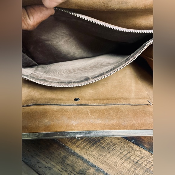 LOEWE GENUINE LEATHER ANTIQUE HANDBAG MADE IN SPAIN - Picture 11 of 16